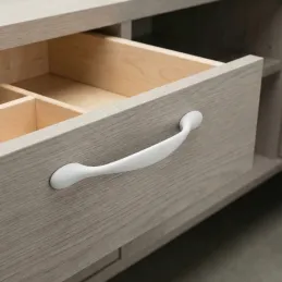 Ručka LOREN / Bijela mat