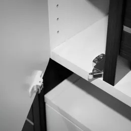 Mehanizam za otvaranje vrata bez ručki