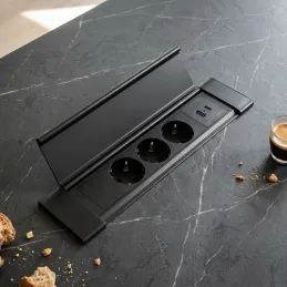 Unutarnja utičnica SLIM BOX SCHUKO 3x 230V + USB / Crna mat