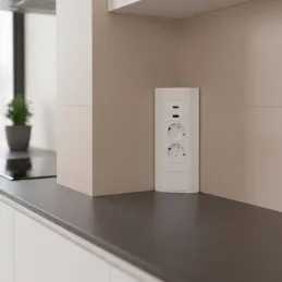 Unutarnja utičnica CORNER SCHUKO 2x 230V + USB A-C / Bijela mat