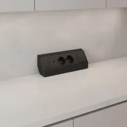 Unutarnja utičnica CORNER SCHUKO 2x 230V + USB A-C / Crna mat