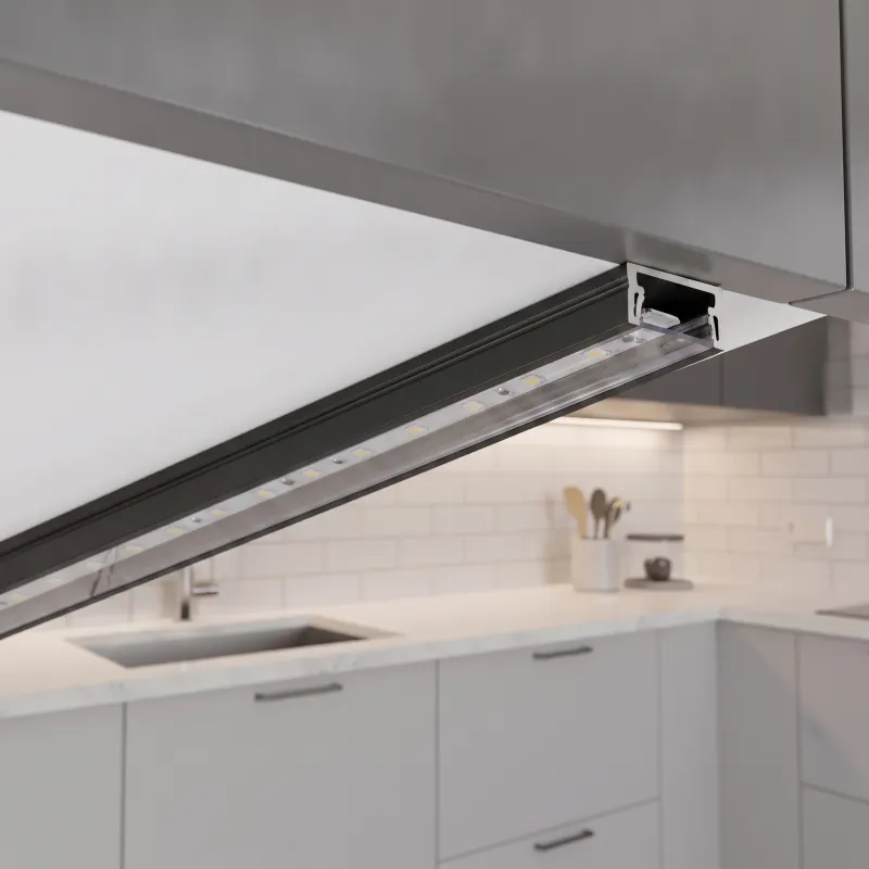 Aluminijska letvica ZARIA za LED rasvjetu s prozirnim pokrovom / Crna mat