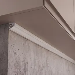 Kutna aluminijska letvica ZARIA za LED rasvjetu s mliječnim poklopcem / Bijela mat