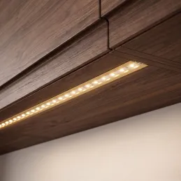 Zatvorena aluminijska letvica ZARIA za LED rasvjetu s prozirnim pokrovom / Zlatna