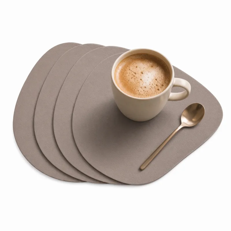 Set od 4 podmetača za stol LANIO 110 x 140 mm / Bež boja