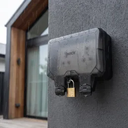 Vanjska električna utičnica GARDENIA SCHUKO 2x230V / Crna mat