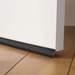 Samoljepljiva brtva za prozore i vrata 4000 mm / Crna