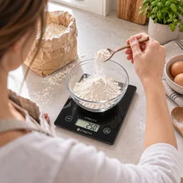 Kuhinjska digitalna vaga EASY COOK / Crna