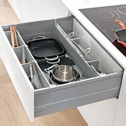 BOČNI POTISNI PANEL ZA ANTAROBOX "C - Metal / Sivi