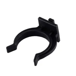 Pričvršćivanje noge na plastičnu bazu