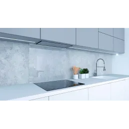 Staklena pregrada za kuhalo / Čisto staklo