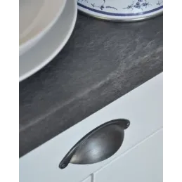 Ručka AZALEA / Crna patina