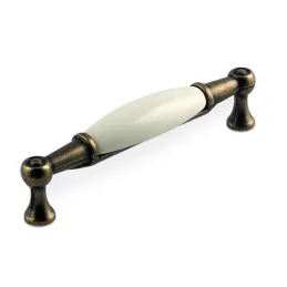 Ručka CERANO / Starinski mesing motiv F21